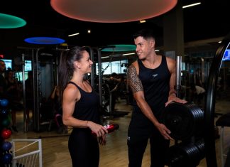 Se você tem dificuldade em emagrecer ou ganhar músculos, já deve ter se perguntado como acelerar o metabolismo. Então, primeiro você deve entender por que isso está acontecendo. Se a causa é emocional ou metabólica. Depois, deve mudar alguns hábitos, que vão te ajudar a acelerar o metabolismo.