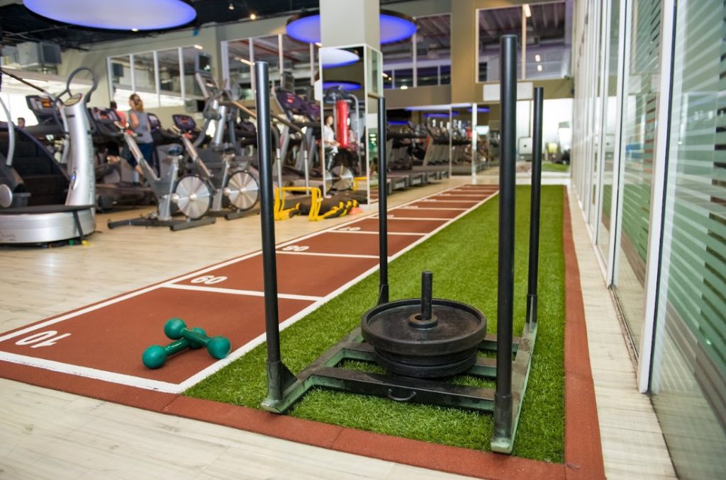 A estação de musculação da Cia Athletica disponibiliza os equipamentos mais modernos no mercado, das marcas do mundo fitness mais reconhecidas por sua qualidade técnica e segurança. 